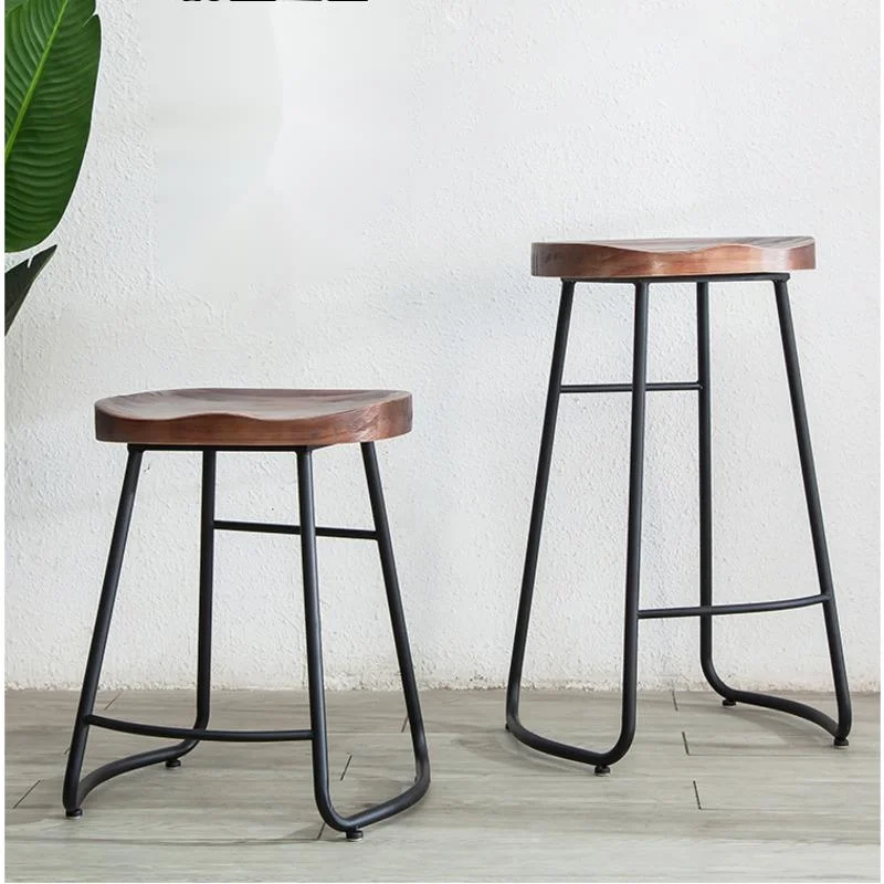 Einfache Moderne Eisenbarhocke – Z. A. Furniture Bewertung und Preis